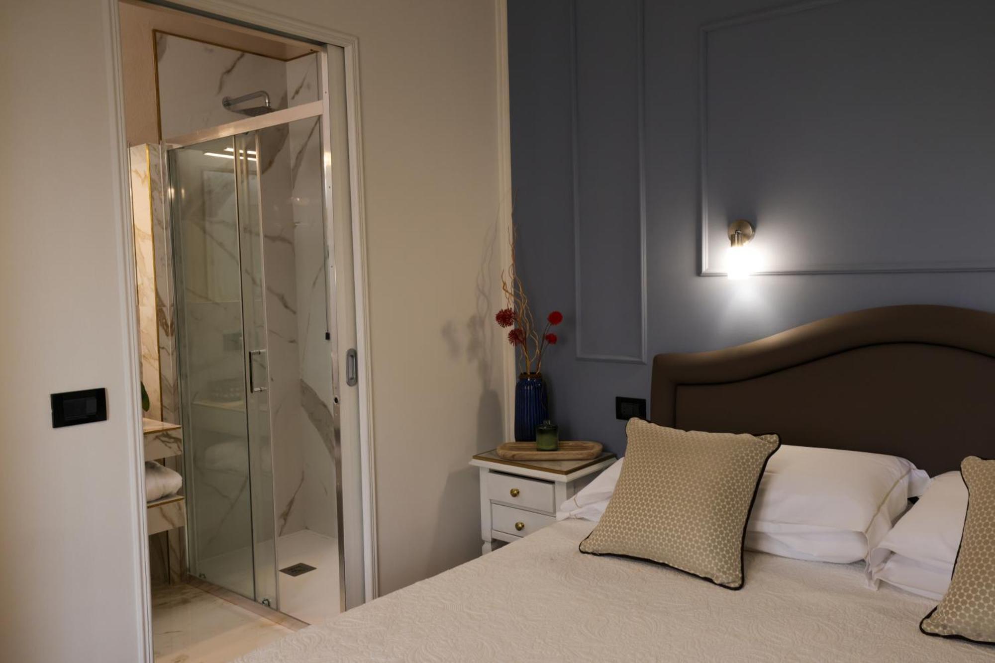 Hotel Florence Manerba del Garda Oda fotoğraf