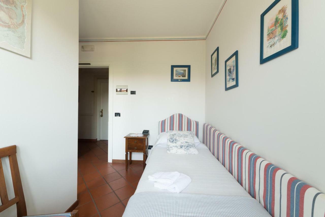 Hotel Florence Manerba del Garda Dış mekan fotoğraf